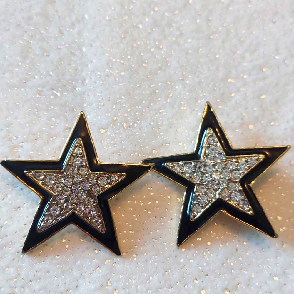 Vintage Star Enamel Rhinestone Clip on Earrings